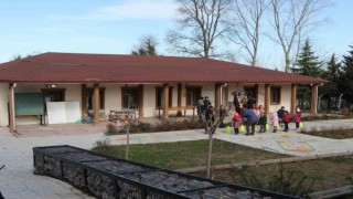 Çocuklar depremin izlerini Atakumda siliyor