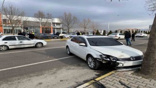 Çorumda zincirleme trafik kazası: 1 yaralı