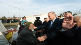 Cumhurbaşkanı Erdoğan: “15 bin lira taşınma yardımını bugün itibarıyla ödemeye başlıyoruz”