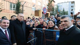 Cumhurbaşkanı Erdoğan, AK Parti Sultanbeyli İlçe Başkanlığını ziyaret etti
