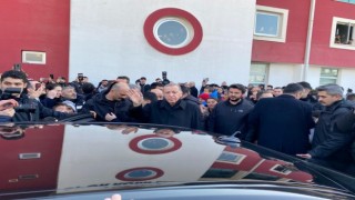 Cumhurbaşkanı Erdoğan Osmaniyede çadır kenti ziyaret etti