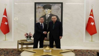 Cumhurbaşkanı Recep Tayyip Erdoğan, Esenboğa Havalimanı Büyük Şeref Salonunda ABD Dışişleri Bakanı Antony Blinkeni kabul etti.
