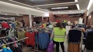 Denizli Büyükşehir, 4 binden fazla depremzedeye sıfır giysi yardımı yaptı