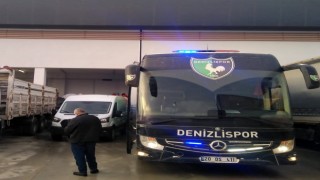 Denizlisporun otobüsü deprem bölgesinde