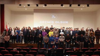 Deprem bölgesinden dönen DEÜ ekiplerine teşekkür belgesi