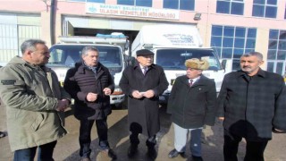 Deprem bölgesine bir destek de Bayburtlu muhtarlardan