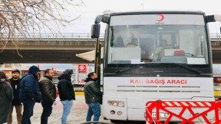 Deprem bölgesine kan bağışı