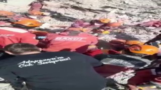 Deprem felaketinden 203 sonra gelen umutta Adapazarı detayı