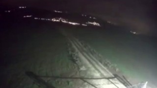 Depremde dağın sarsıldığı anlar kamerada