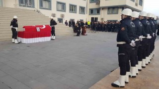 Depremde hayatını kaybeden polis memuru, eşinin yanına defnedildi