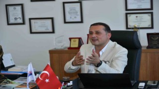 Depremden etkilenen çocukların beden dili ve mimikleri iyi gözlenmeli