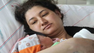 Depremden kurtulup 2. bebeği dünyaya gelen baba: Sevinemiyoruz