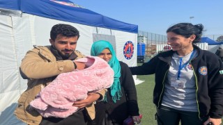 Depremin çocukları: İtalyanların kurduğu sahra hastanesinde 7 bebek dünyaya geldi
