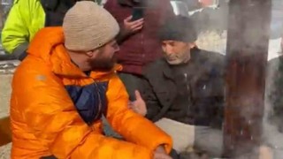 Depremzede adam ağlayarak anlattı: