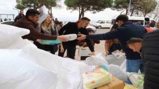 Depremzede aileler Ünyeye gelmeye başladı