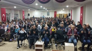 Depremzede ailelerin misafir edildiği KYK yurdunda kandil programı