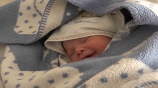 Depremzede kadın, bebeğini Kırıkkalede dünyaya getirdi