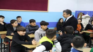 Depremzede öğrenciler Düzcede eğitime başladı