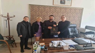 Depremzede öğrenciler için kollar sıvandı