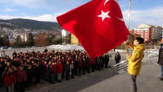 Depremzede öğrenciler sınıflara dağıtıldı