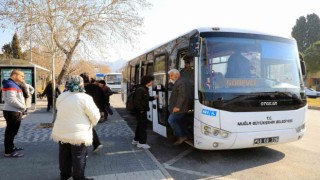 Depremzede vatandaşlara ücretsiz taşıma