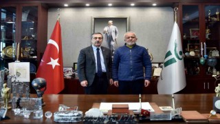 Depremzede yakınından Başkan Ataça teşekkür ziyareti