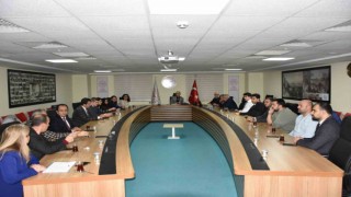 Depremzedeler için verilen sağlık hizmetleri değerlendirildi