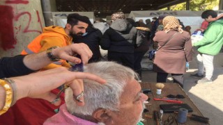 Depremzedelere ücretsiz tıraş