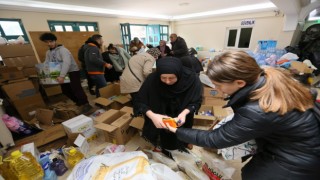 Derinceden deprem bölgesine 4 tır dolusu yardım