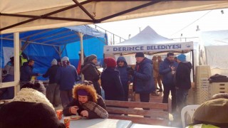 Derinceden depremzedelere 132 tır yardım malzemesi gönderildi