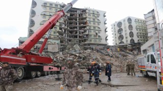 Diyarbakırda arama-kurtarma çalışmaları devam ediyor