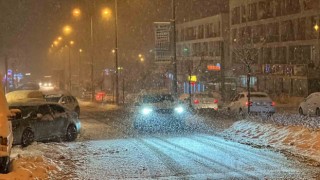 Düzcede yoğun kar yağışı ile mücadele sürüyor