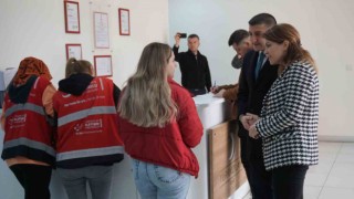 Edirnedeki yabancı öğrencilerden depremzedelere kan desteği