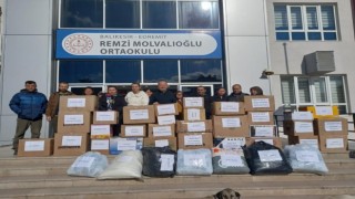 Edremitte okullar deprem yardım çalışmalarına katılıyor