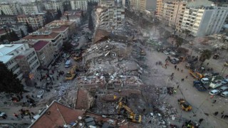 Ekiplerin gece gündüz çalışmaları havadan dron ile görüntülendi