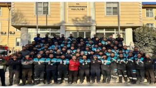 Enkaz altında orucunu itfaiye erinin verdiği su ile açtı