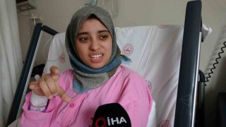 Enkaz altında yağmur suyu bebeğine hayat suyu oldu