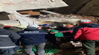 Enkaz çalışmalarının 96. saatinde gelen kurtuluş