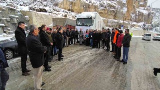 Ermenek ilçesinden deprem bölgesine 1 tır dolusu yardım