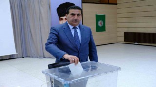 Erzincan Ziraat Odasında Tamer Geyik güven tazeledi