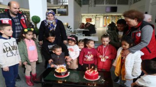 Erzincanda depremzede çocuklar için afetin izleri silinmeye çalışılıyor