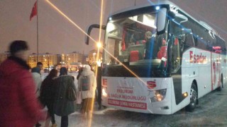 Erzurum Şehir Hastanesinde görevli 14 doktor, 26 hemşire ve sağlık çalışanı deprem bölgesine gönderildi