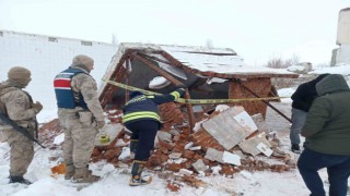 Erzurumda evine gitmeyen şahsın çöken duvar altında cansız bedeni bulundu