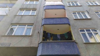 Esenlerde çatlak olan 2 bina boşaltıldı
