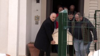 Eski CHP Genel Başkanı Baykalın cenazesi evinden alındı