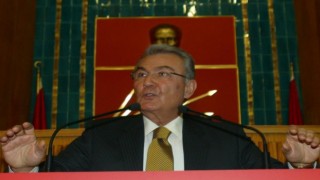 Eski CHP Genel Başkanı Deniz Baykal vefat etti