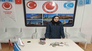 Eskişehirde Iraklı genç kumbarası depremzedelere bağışladı