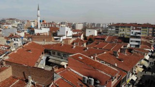 Eskişehirli esnafların bazıları depremzedelere evini açtı, bazıları kirada indirim yaptı