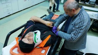 Fabrikadaki inşaattan düşen işçi ölümden döndü