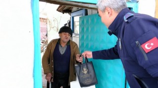 Festivale katılamayan yaşlılara Sivrihisar Belediyesinden anlamlı hareket